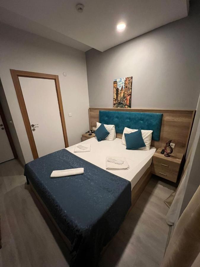Destinia Pera Suites Istanbul Bagian luar foto